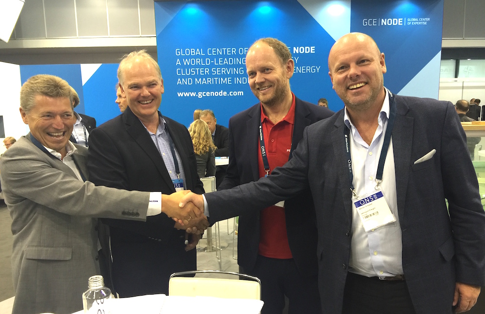 Left-right: Jan Arvid Nese (Risavika), Steinar Madsen (Risavika), Lars Reidar Grimestad (Pentagon) and Morten Årikstad (Pentagon) signed the deal at ONS in Stavanger Tuesday.